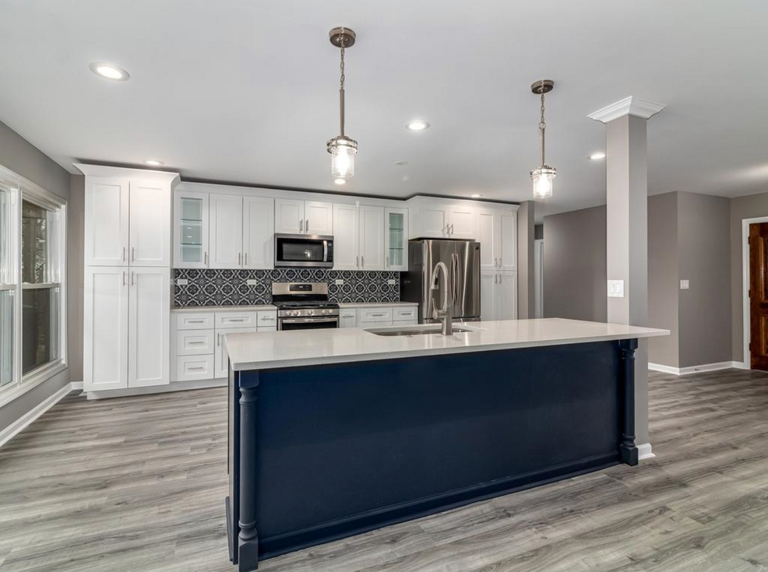 Kitchen Remodel in Schaumburg, IL: Bold Modern Design Meets Functionality